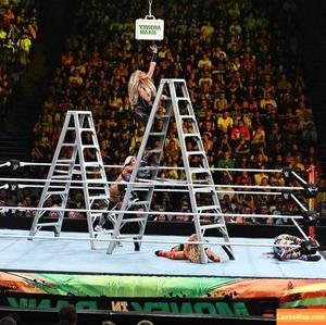 Trish Stratus photo #0753