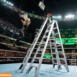 Trish Stratus photo #0755