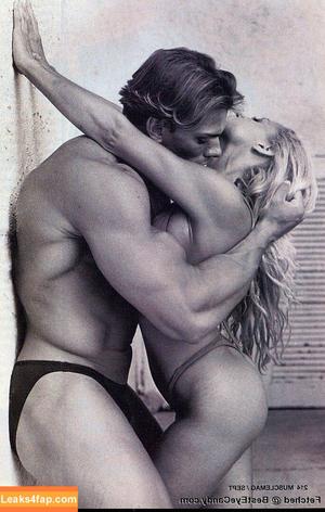 Trish Stratus photo #0794
