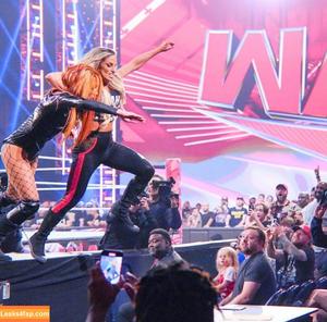 Trish Stratus photo #0824