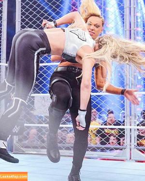 Trish Stratus photo #0832