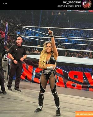 Trish Stratus photo #0842