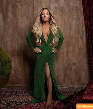 Trish Stratus photo #0933