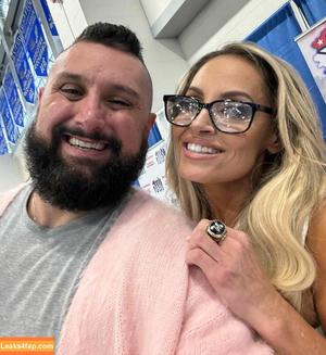 Trish Stratus photo #0952