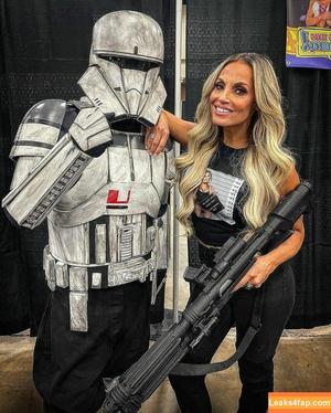 Trish Stratus photo #0988