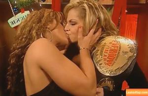 Trish Stratus photo #0995