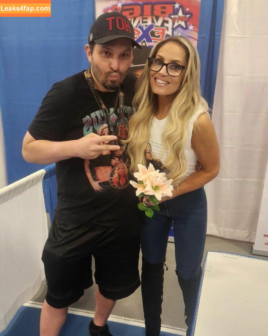Trish Stratus / trishstratuscom leaked photo photo #1014
