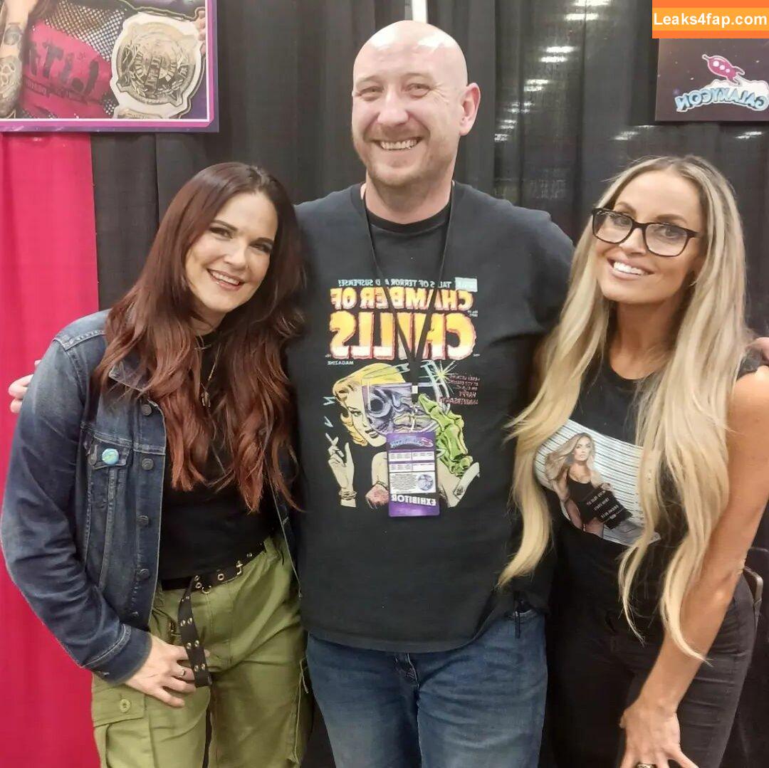 Trish Stratus / trishstratuscom leaked photo photo #1052