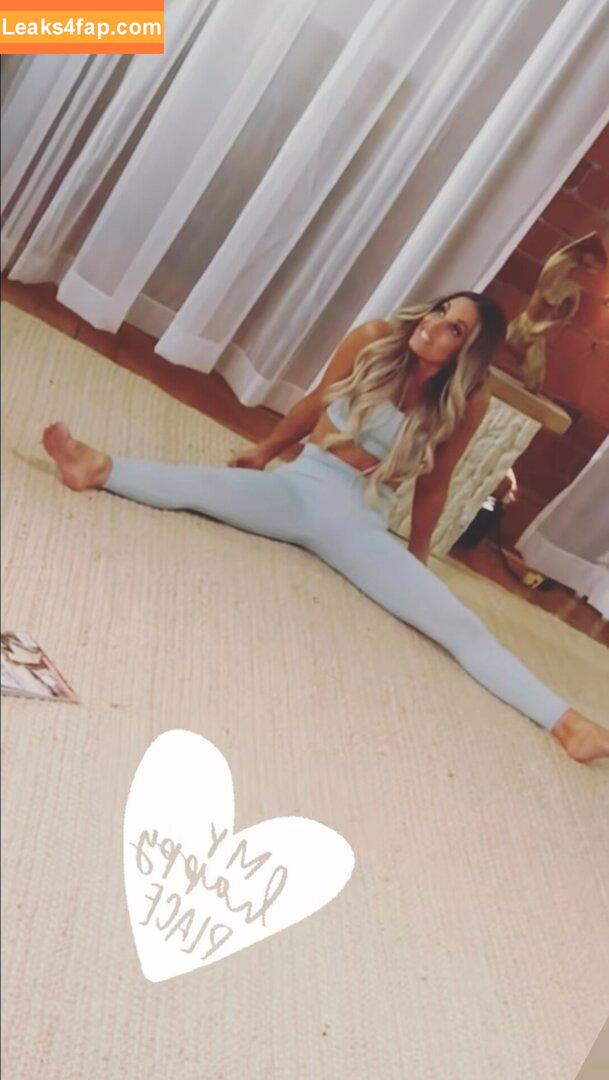 Trish Stratus / trishstratuscom leaked photo photo #1081
