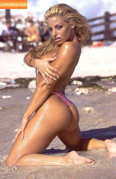 Trish Stratus / trishstratuscom leaked photo photo #1123