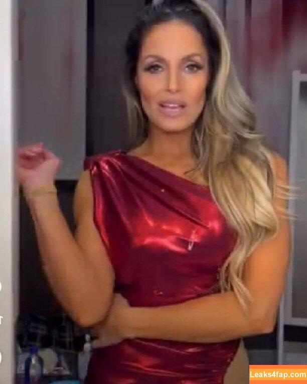 Trish Stratus / trishstratuscom leaked photo photo #1172