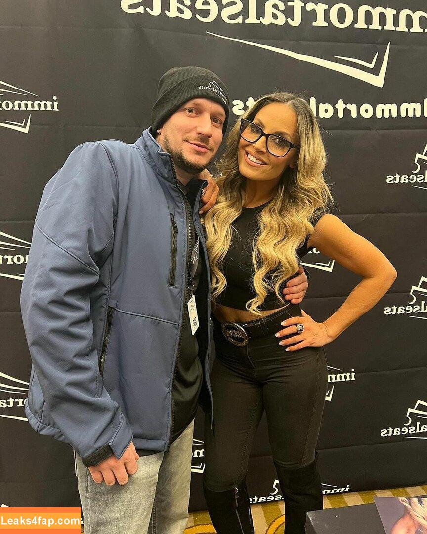 Trish Stratus / trishstratuscom leaked photo photo #1181