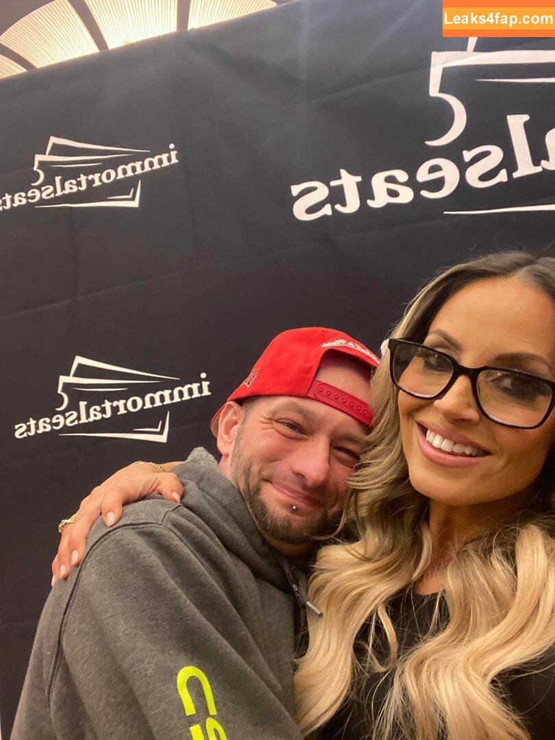 Trish Stratus / trishstratuscom leaked photo photo #1182
