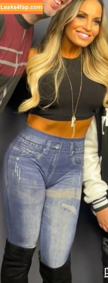Trish Stratus / trishstratuscom leaked photo photo #1190