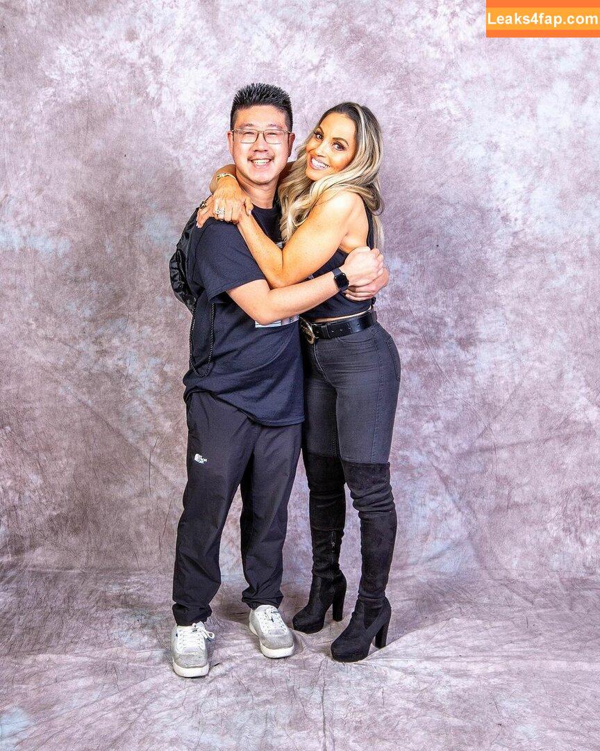 Trish Stratus / trishstratuscom leaked photo photo #1197