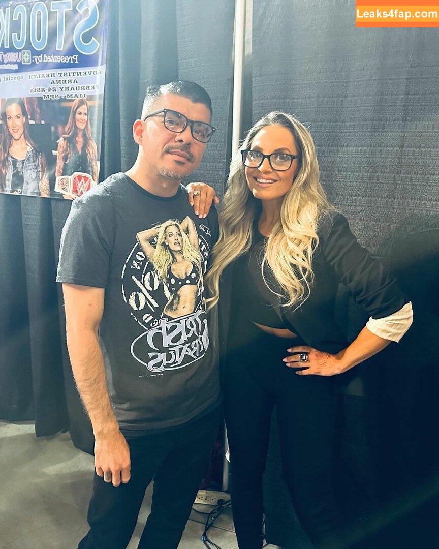 Trish Stratus / trishstratuscom leaked photo photo #1203