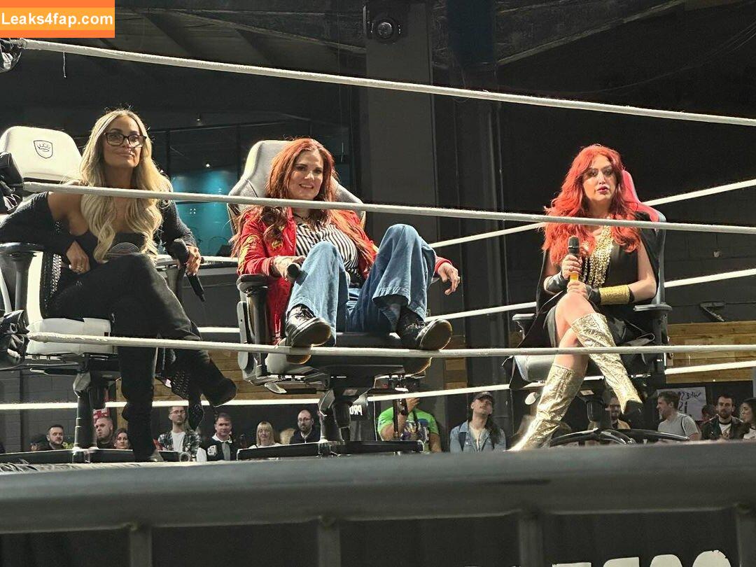 Trish Stratus / trishstratuscom leaked photo photo #1233