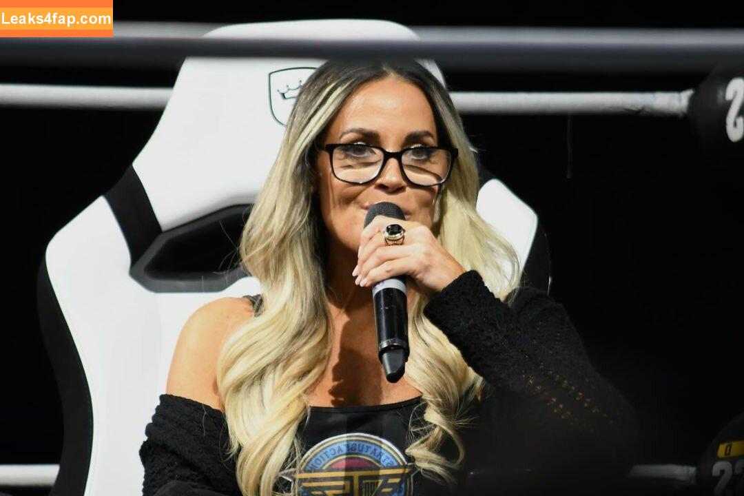 Trish Stratus / trishstratuscom leaked photo photo #1273