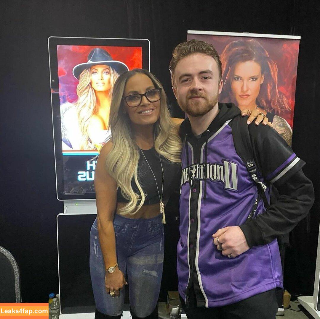 Trish Stratus / trishstratuscom leaked photo photo #1277