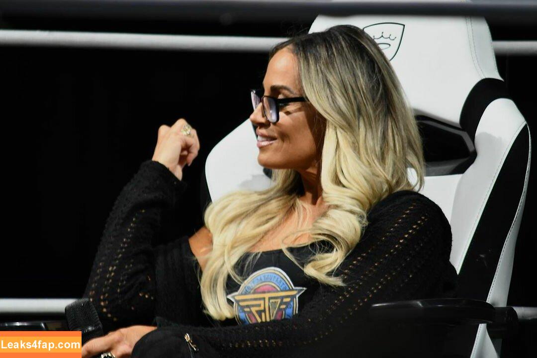 Trish Stratus / trishstratuscom leaked photo photo #1282