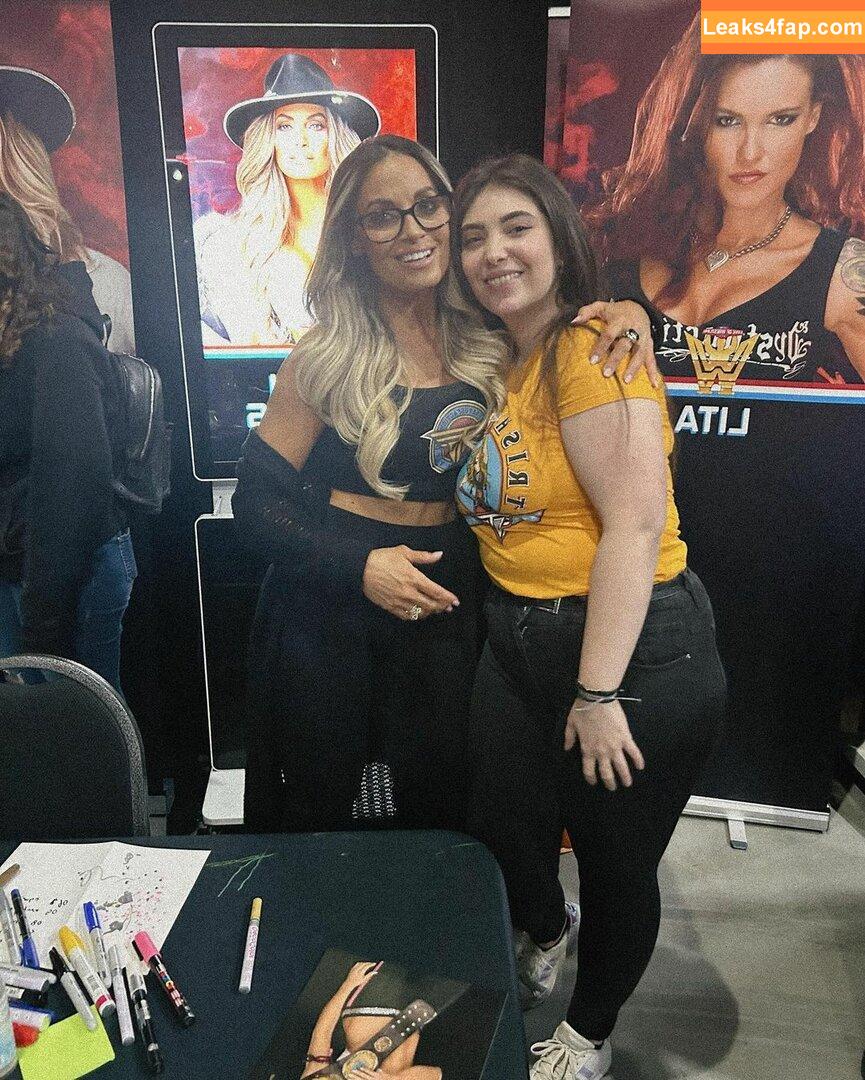 Trish Stratus / trishstratuscom leaked photo photo #1286