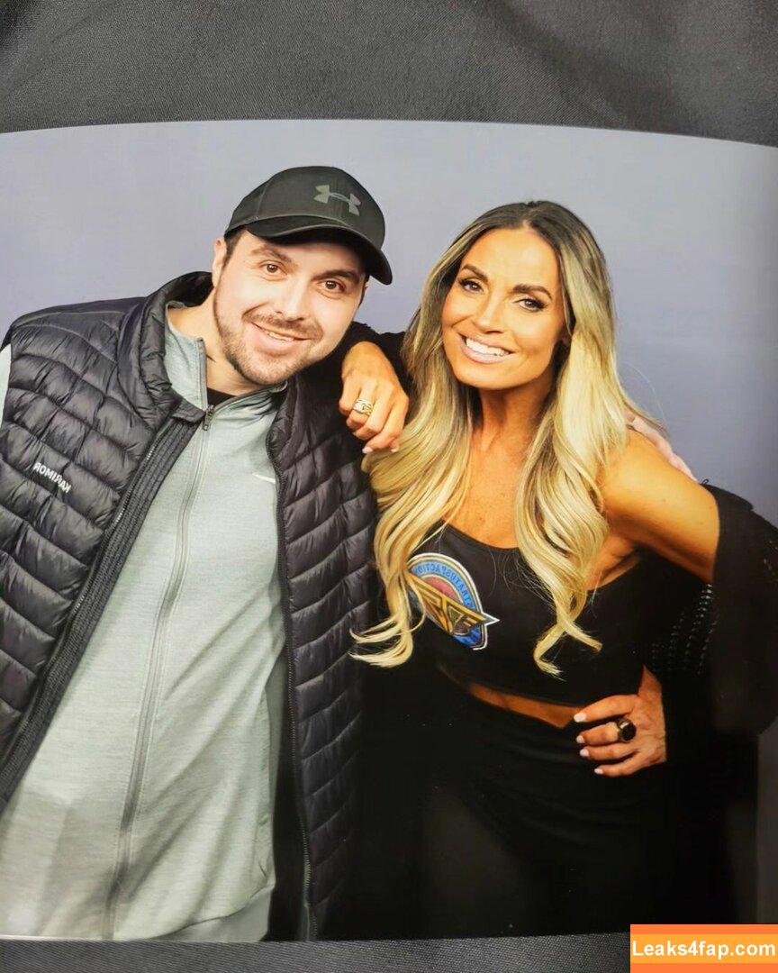 Trish Stratus / trishstratuscom leaked photo photo #1302