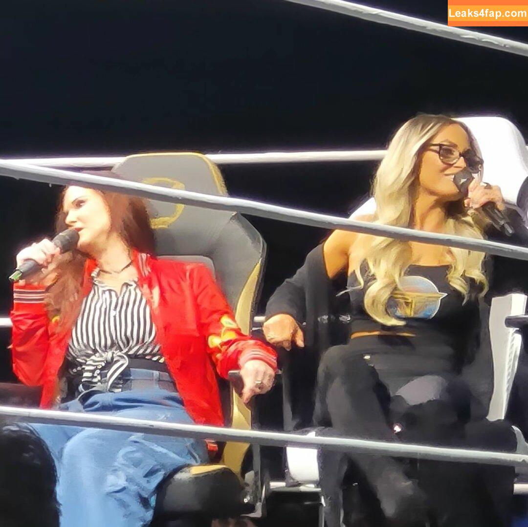 Trish Stratus / trishstratuscom leaked photo photo #1303