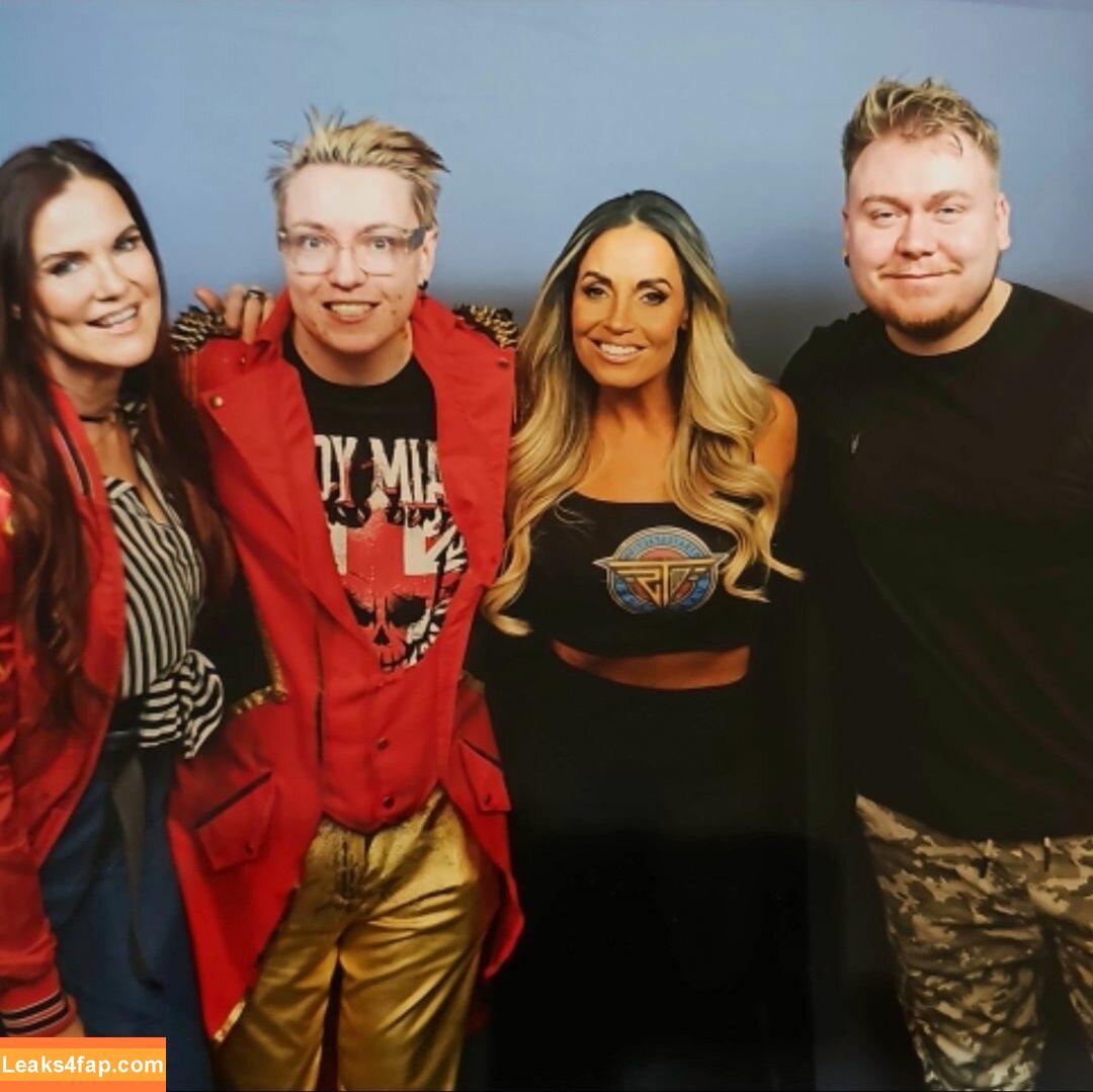 Trish Stratus / trishstratuscom leaked photo photo #1331