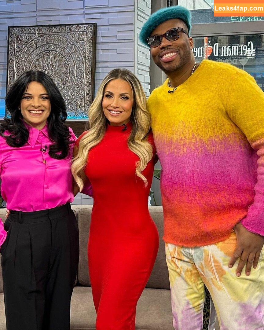 Trish Stratus / trishstratuscom leaked photo photo #1343