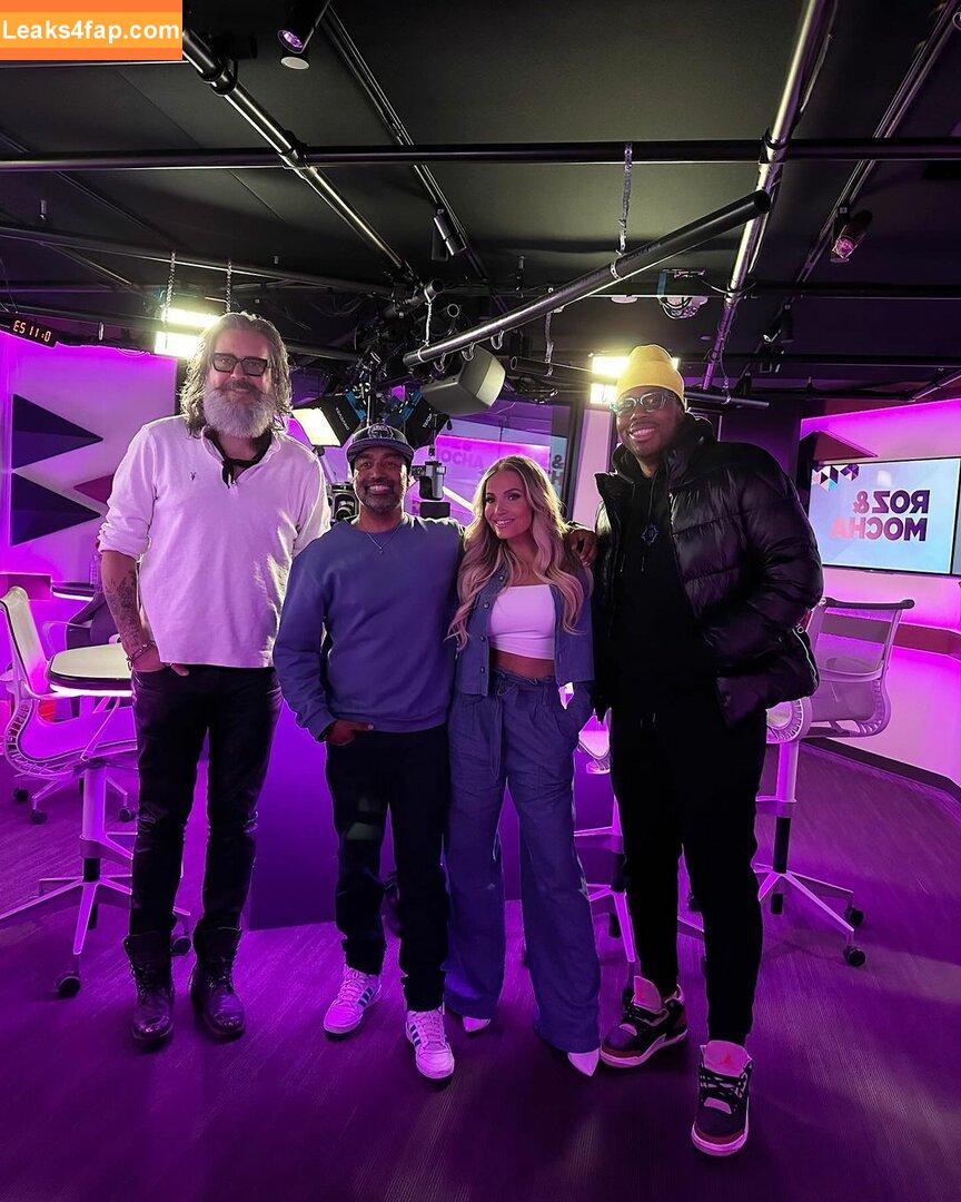 Trish Stratus / trishstratuscom leaked photo photo #1345