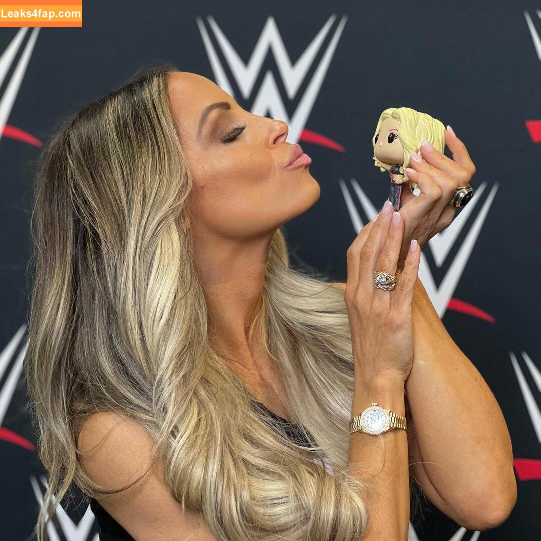 Trish Stratus / trishstratuscom leaked photo photo #1382