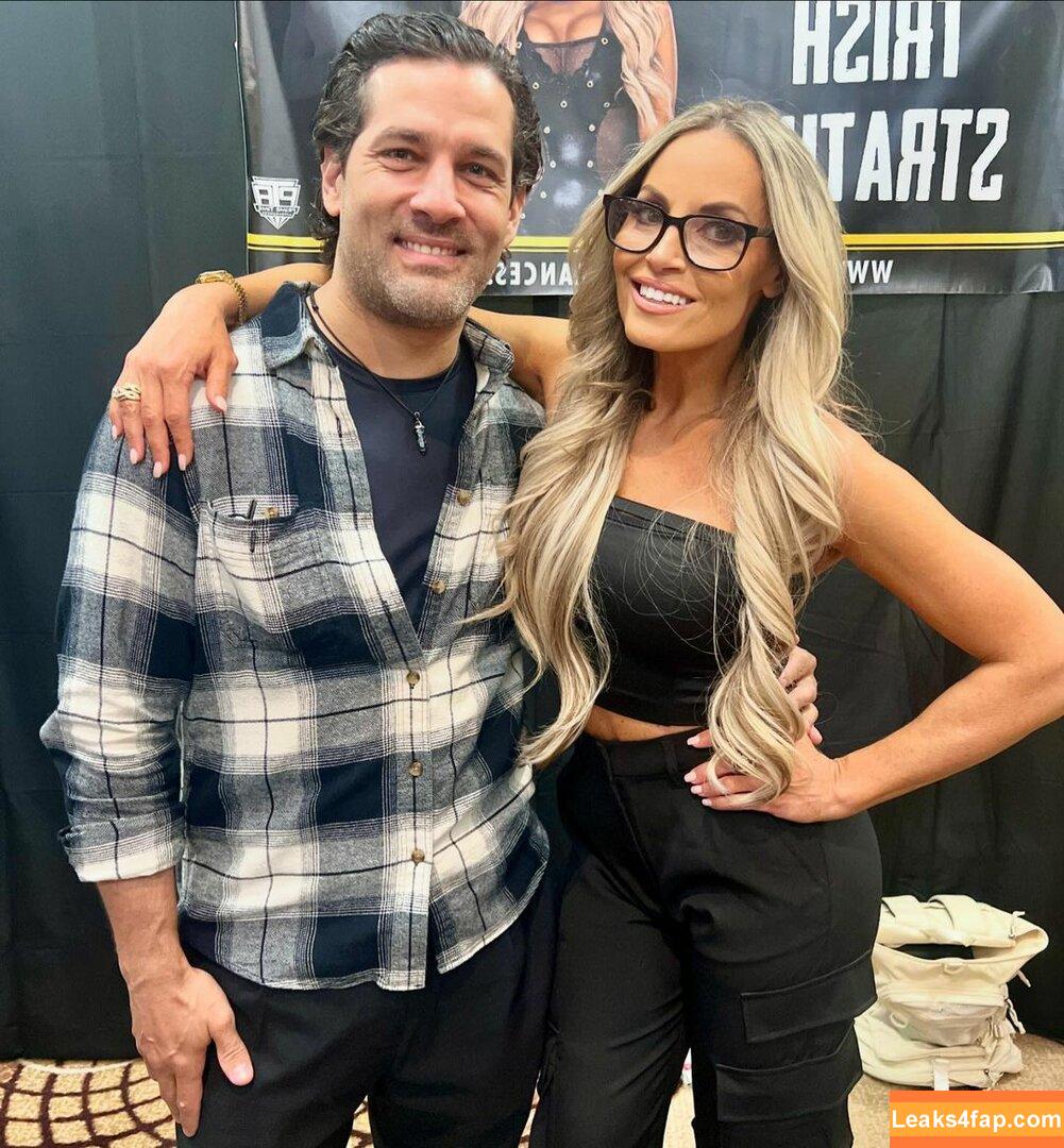 Trish Stratus / trishstratuscom leaked photo photo #1389