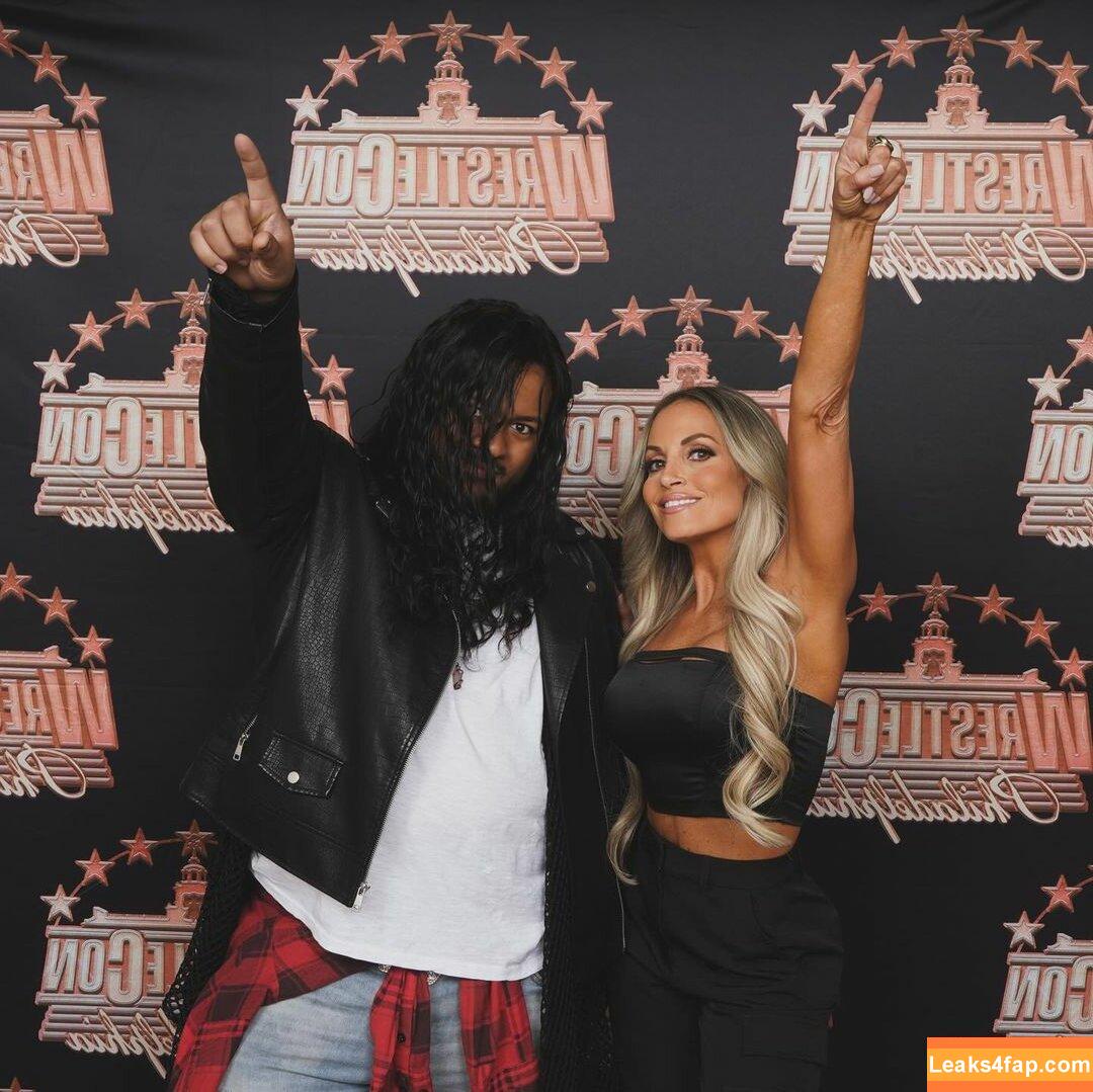 Trish Stratus / trishstratuscom leaked photo photo #1392