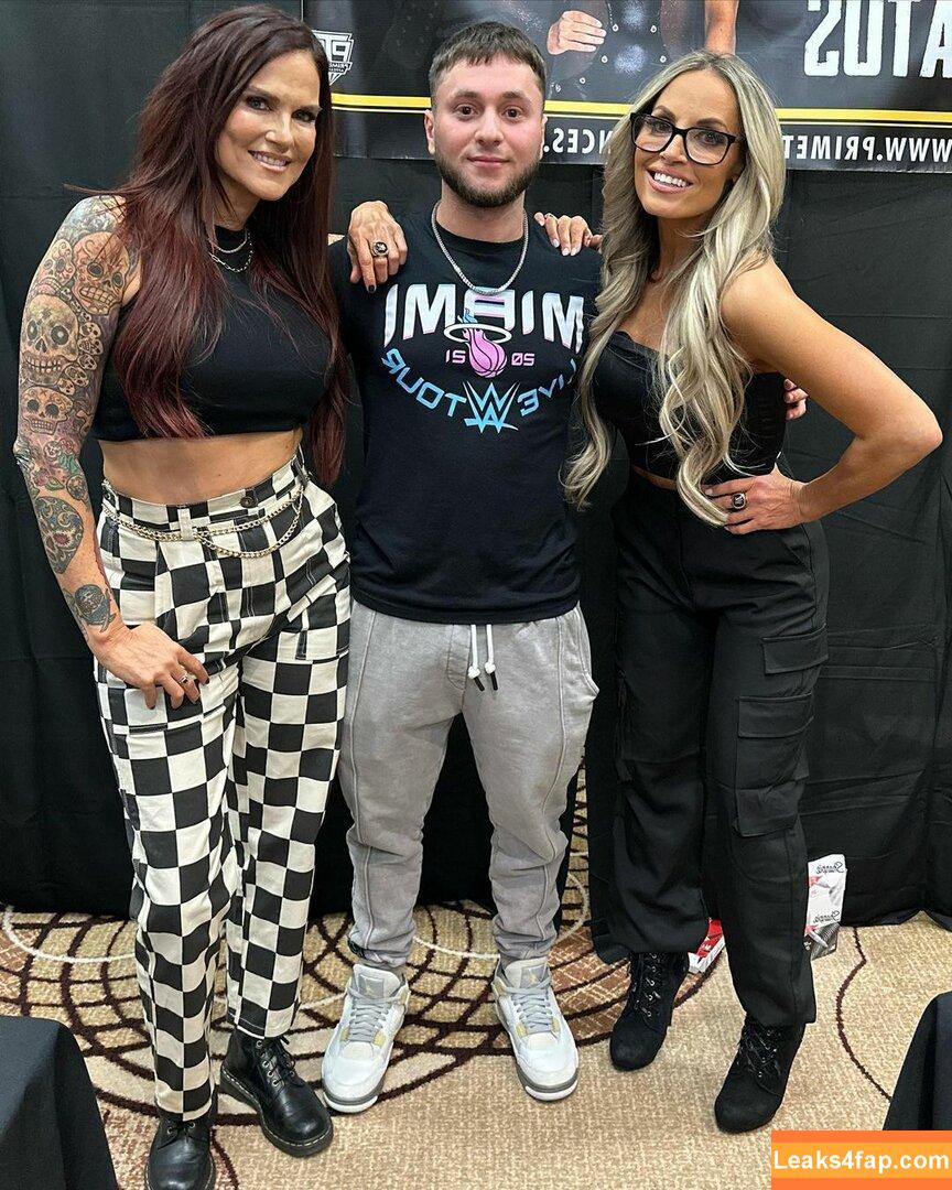 Trish Stratus / trishstratuscom leaked photo photo #1393