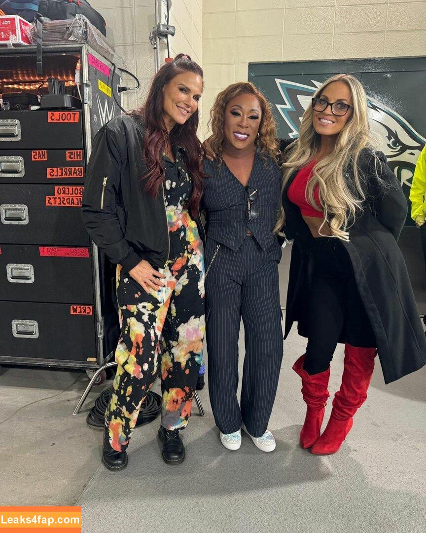 Trish Stratus / trishstratuscom leaked photo photo #1436