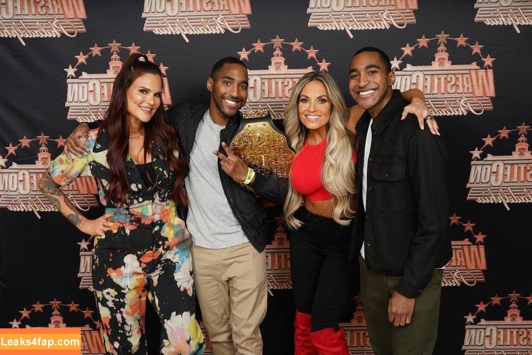 Trish Stratus / trishstratuscom leaked photo photo #1444