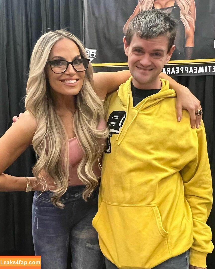 Trish Stratus / trishstratuscom leaked photo photo #1450