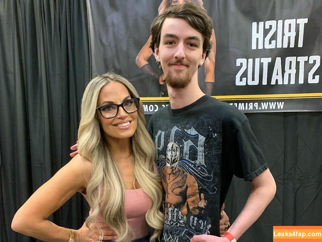 Trish Stratus / trishstratuscom leaked photo photo #1461