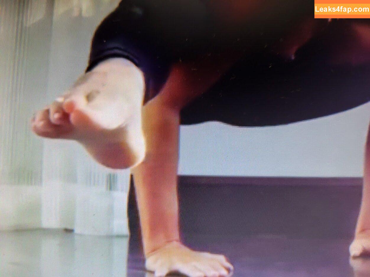 Trish Stratus / trishstratuscom leaked photo photo #1481