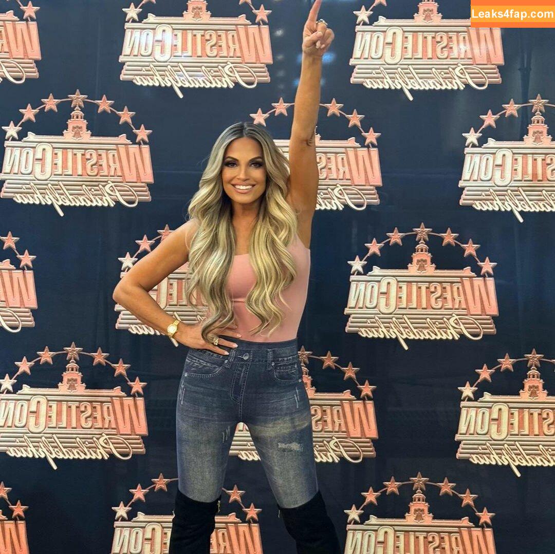 Trish Stratus / trishstratuscom слитое фото фото #1516