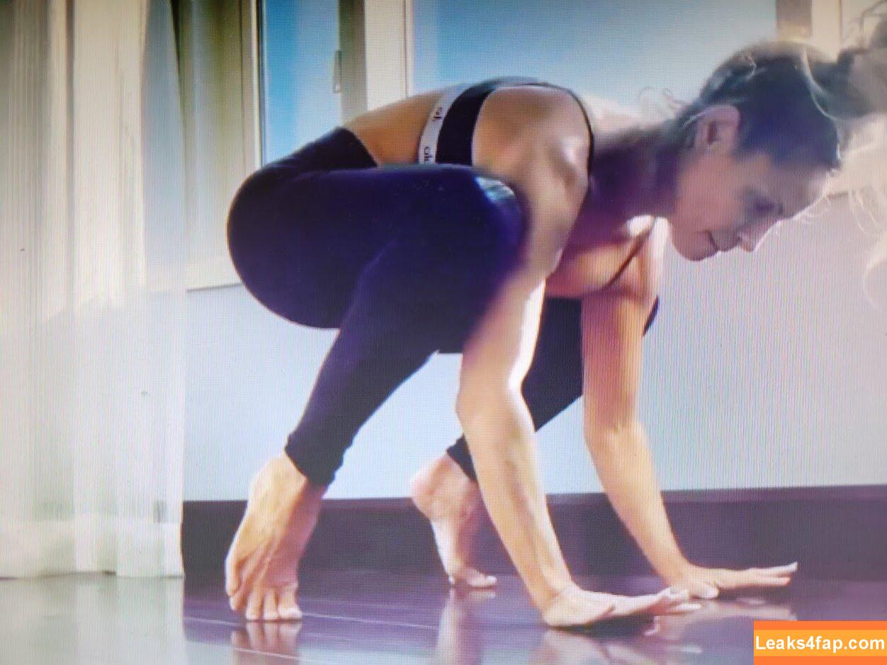 Trish Stratus / trishstratuscom слитое фото фото #1531