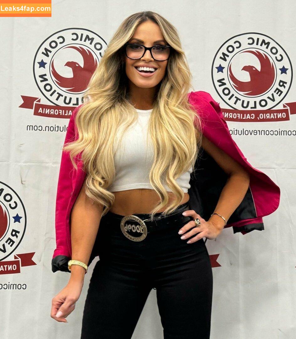 Trish Stratus / trishstratuscom слитое фото фото #1601