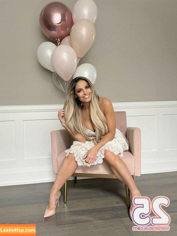 Trish Stratus / trishstratuscom leaked photo photo #1607