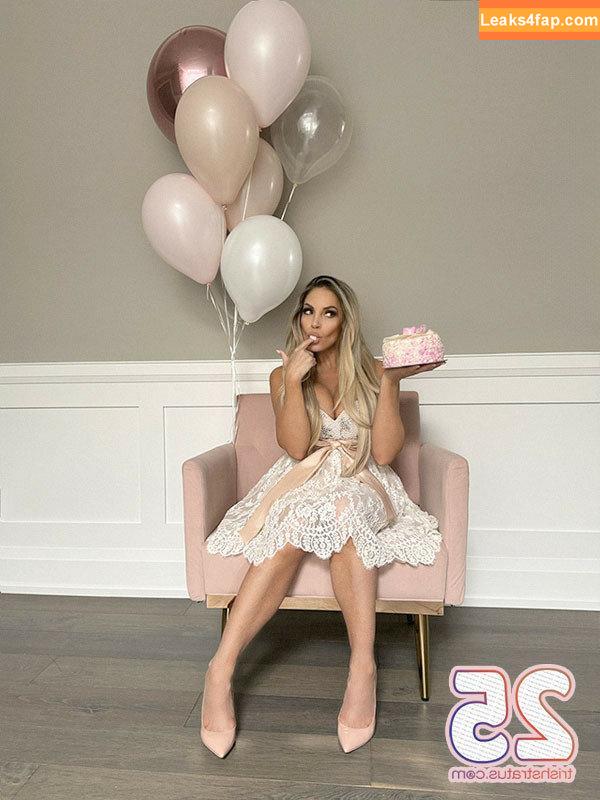 Trish Stratus / trishstratuscom слитое фото фото #1608