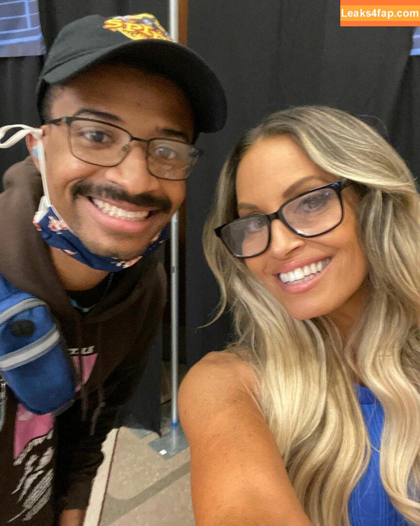 Trish Stratus / trishstratuscom leaked photo photo #1774