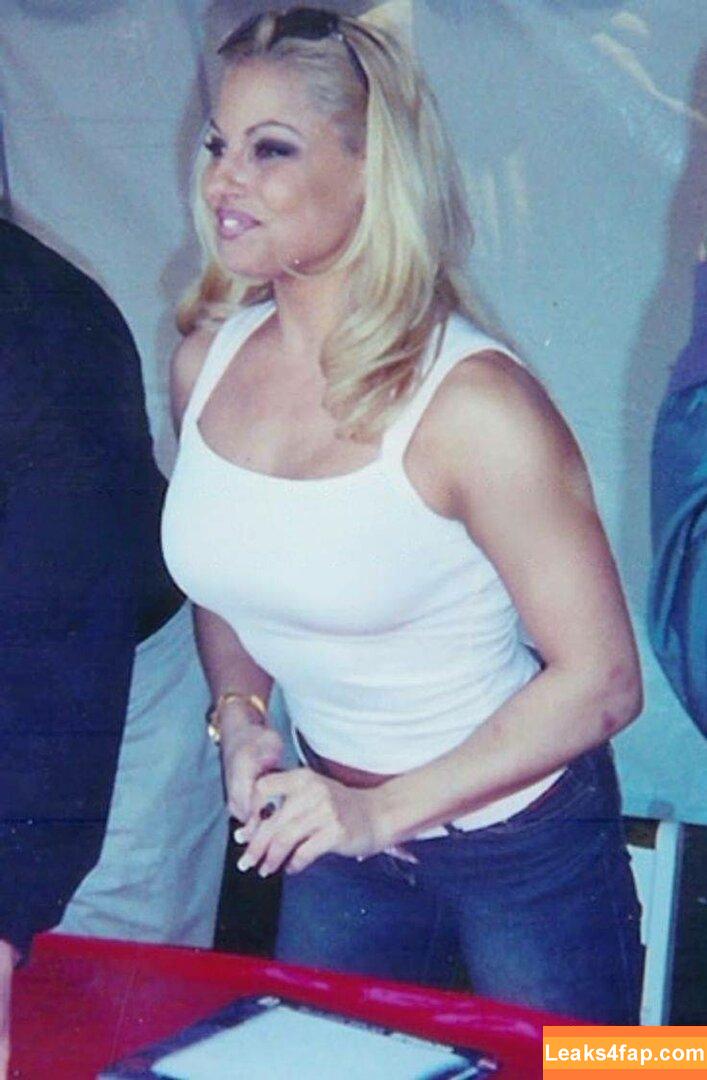 Trish Stratus / trishstratuscom leaked photo photo #1794