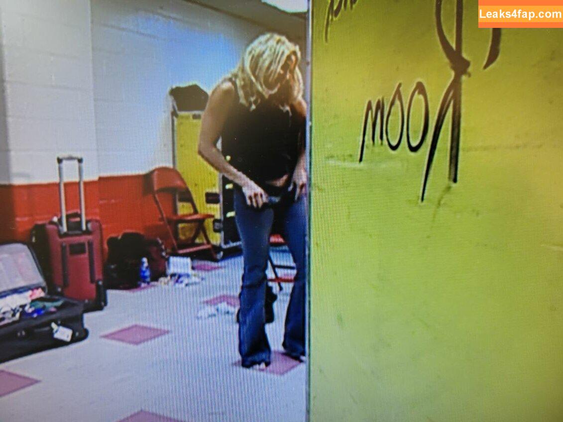 Trish Stratus / trishstratuscom leaked photo photo #1831