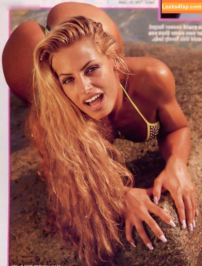 Trish Stratus / trishstratuscom слитое фото фото #1943