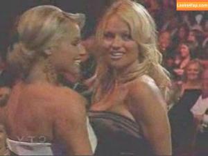 Trish Stratus photo #1009