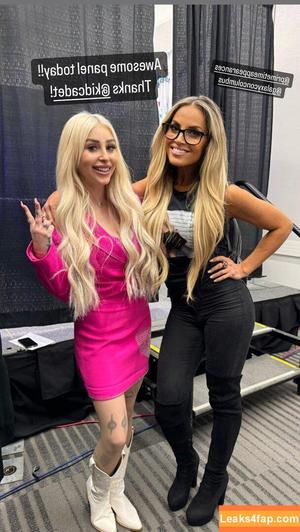 Trish Stratus photo #1032